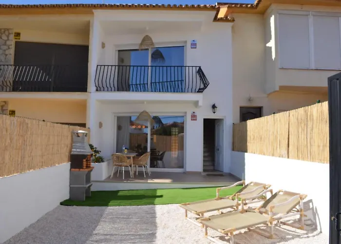 Benalmadena Beach House- Luxe House, Prime Location Near Puerto Marina&Beach