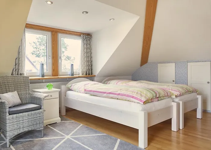 Ferienwohnung Raffael 100 Qm, 2 Grosse Betten Im Wohnzimmer