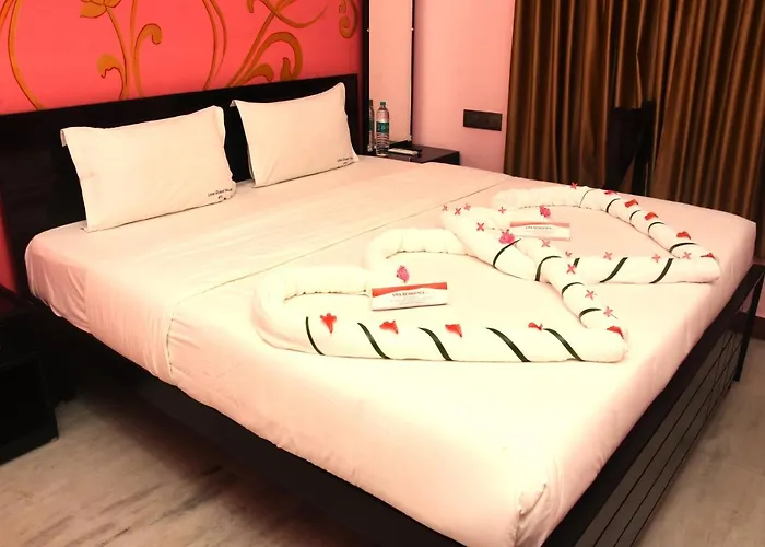 Temple Stay - Uma Residency And Guest House