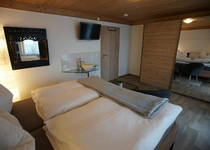 Ferienwohnungen Gaestehaus Schreiner