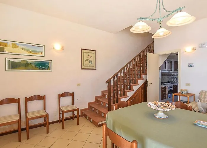 Cozy Home In Sampieri With Wifi