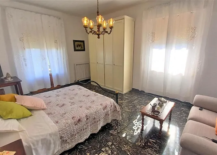 Opera21 Tuscany Single House Lucignano