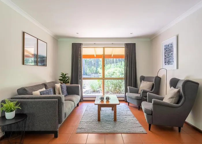 Mansfield Retreat - In Town - Margaret River