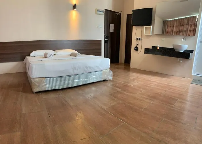 Newtown Hotel Puchong