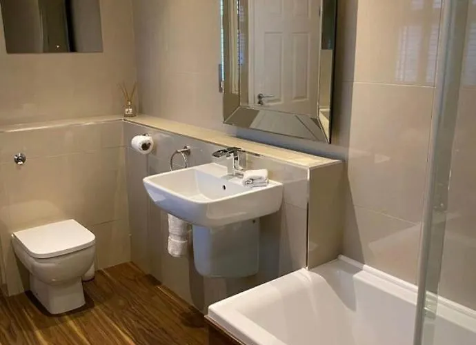 Balcony House Apartment In Kendal