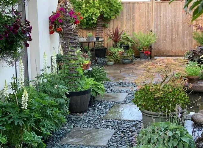Balcony House Apartment In Kendal