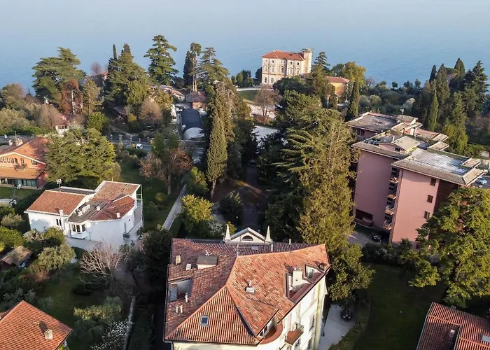 Villa Excelsior Dimora Liberty Con Accesso Al Lago