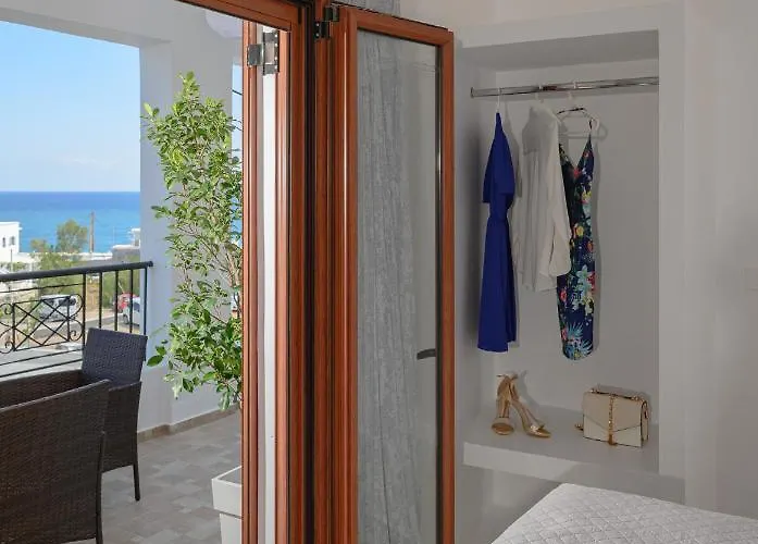 Auster House Santorini