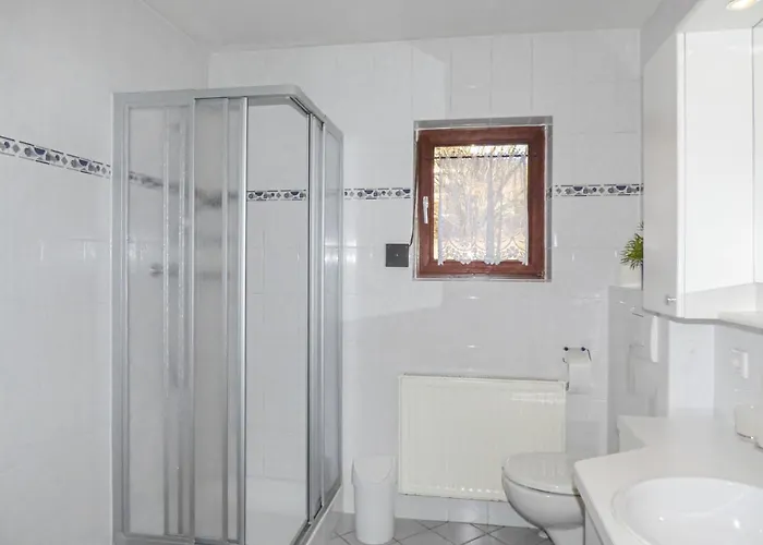 2 Bedroom Nice Apartment In Arrach