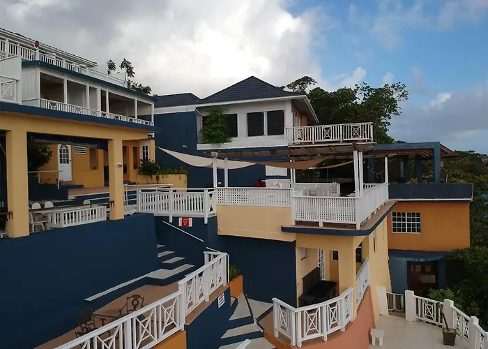 Moxons Beach Club