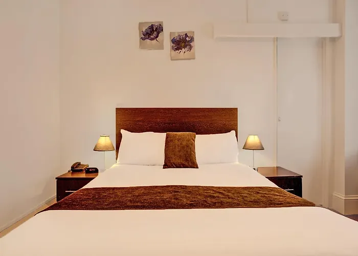 The Waverley Hotel