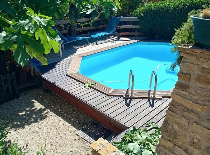 Villa Avec Piscine A 400M De La Plage