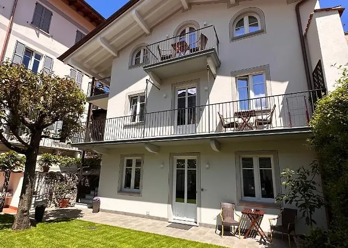 Garden Lodge