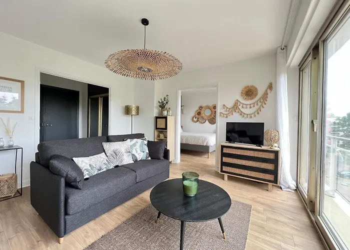 Residence De L'Hermitage, T2 Avec Parking