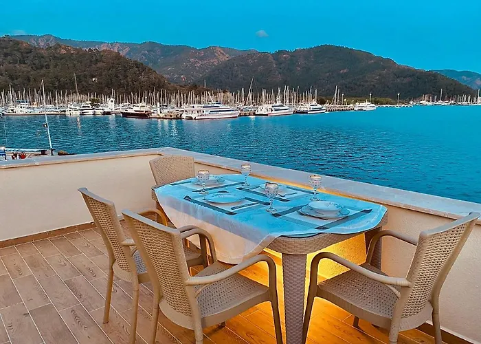 Port Mansion