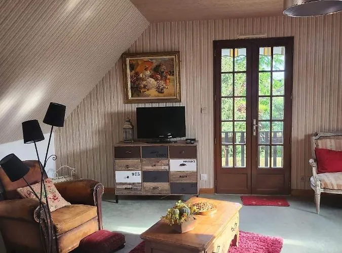 Etage Maison, Acces Independant