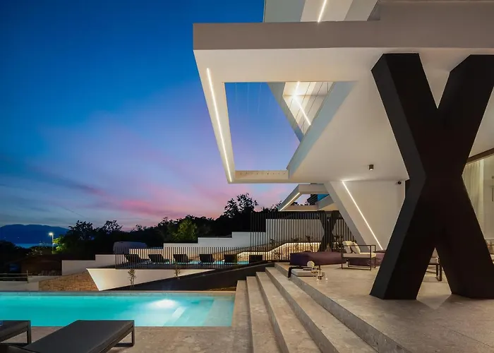 Luxury Villa Ander With Pool