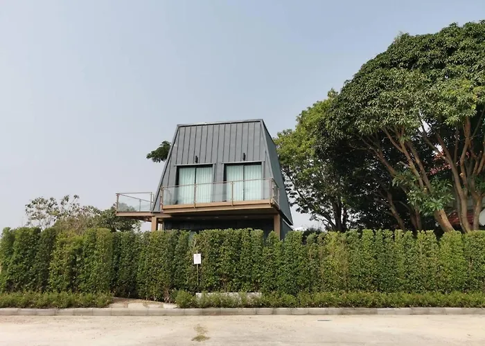 Royal Sammuk Villa