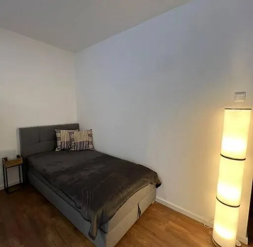 Moderne Wohnung Mit 4 Betten