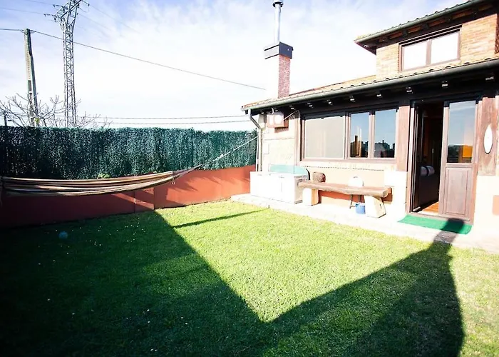 Casa Independiente Con Chimena, Jardin Y Barbacoa