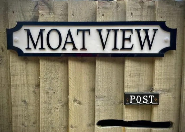 Moat View Free Parking, Central, Ev Plug