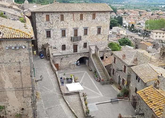 C'Era Una Volta Nel Rione Castello Vista Lago