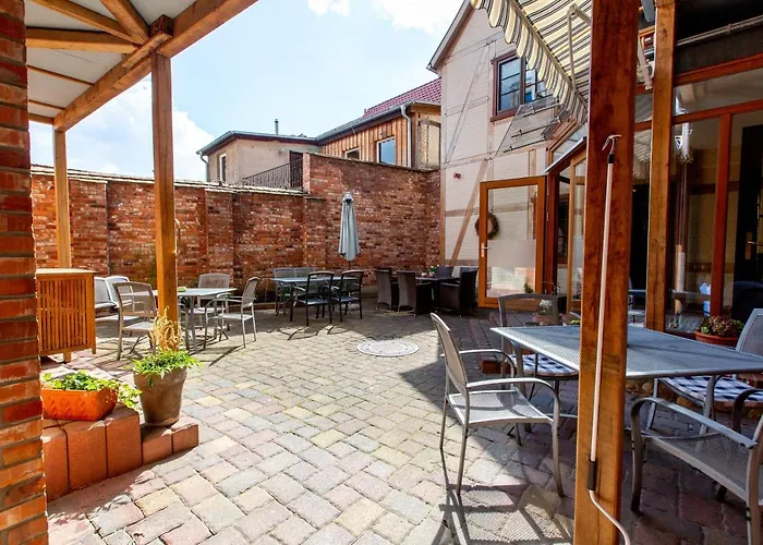 Hotel Und Restaurant Haus Sajons