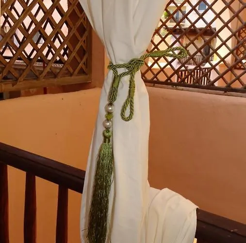 La Maison Des Arches