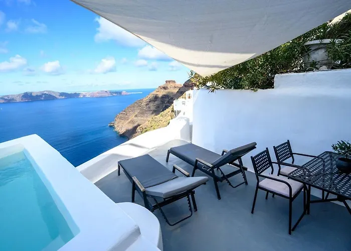 Karpimo Scenery - Caldera Sunset View - Private Hot Tub - Firostefani