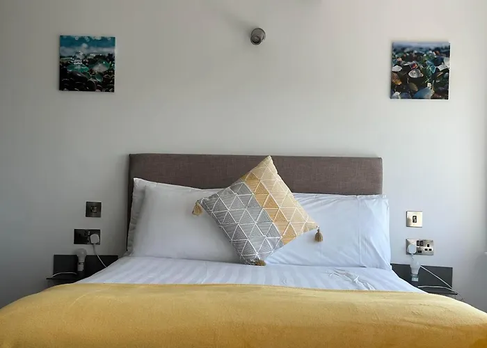 Q8 Boutique Hotel