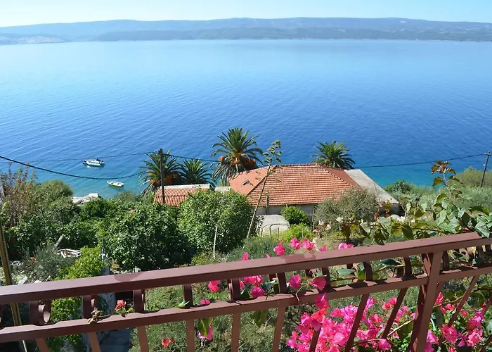 Holiday Villa In Omis