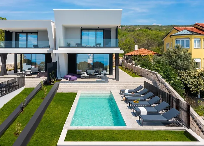 Luxury Villa Ander With Pool