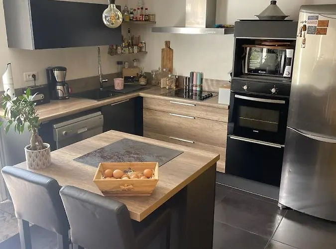 Maison Mimosa