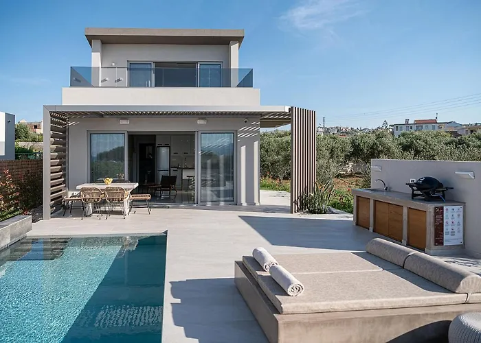 Fivi Villa, With Heated Pool & Seaviews, By Thinkvilla