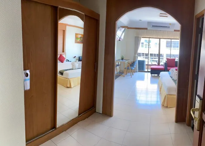 Seaview Sriracha Hotel