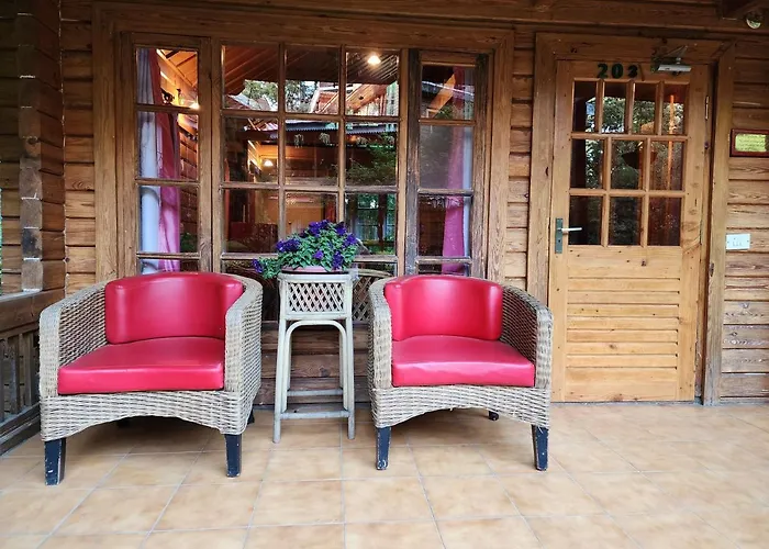 The Chalets Naldehra