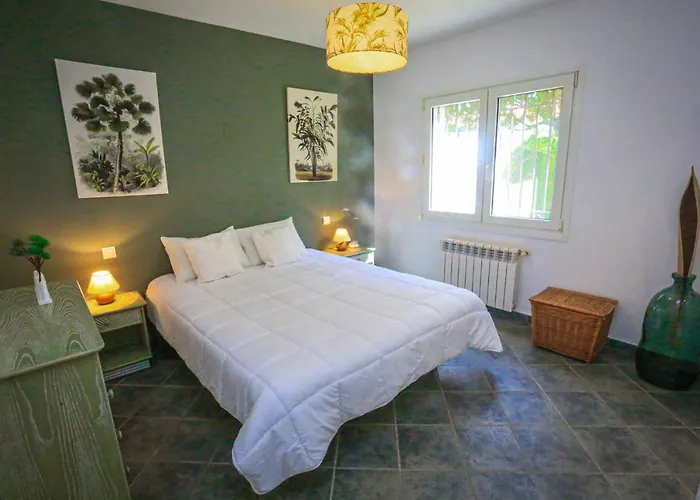 Litoral Costa Dorada - Villa Monet Only Families