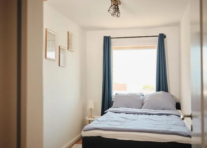 Seeblick - 4-Zimmer Wohnung Mit 3 Schlafzimmer