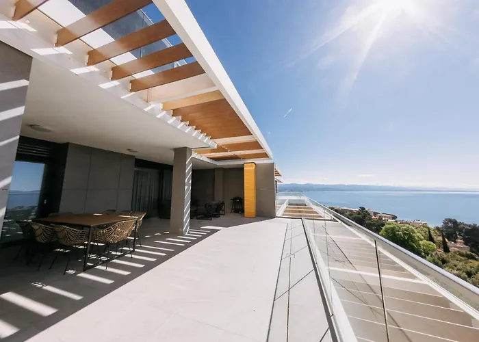 Carmen Residence Apartments
