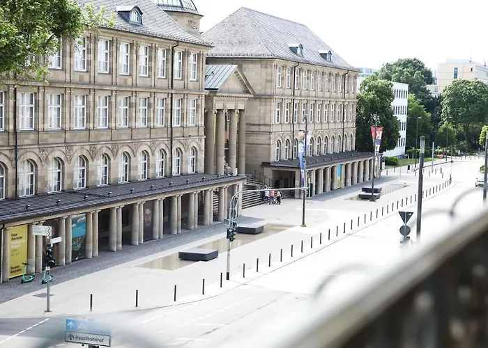 Palais Passy~Design Suite Mit Ausblick Im Zentrum