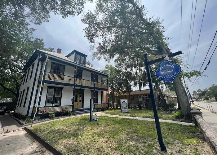 1001 Nights Historic Bed And Breakfast Adults Only
