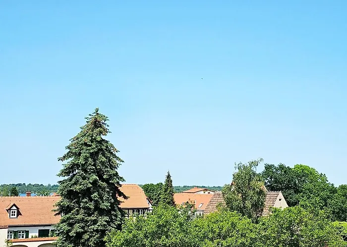 Seezeit - Gemuetliche Ferienwohnung, Tiefgarage, Cospudener See
