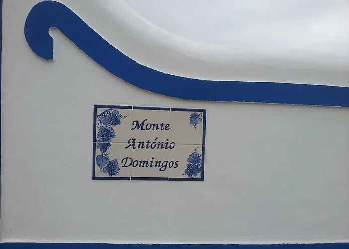 Monte Antonio Domingos