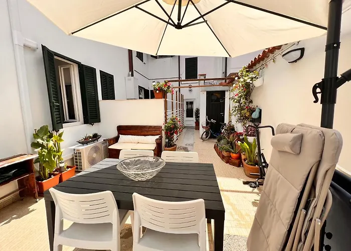 Deephouse, Casa Con Giardino Vicino Al Mare
