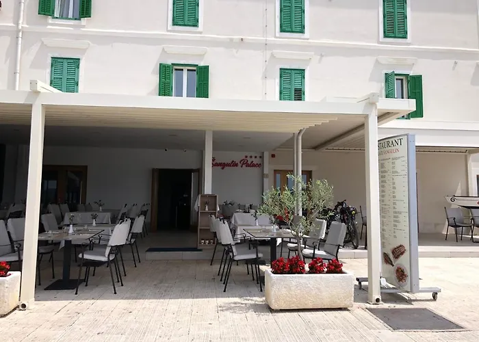Sangulin Palace Hotel