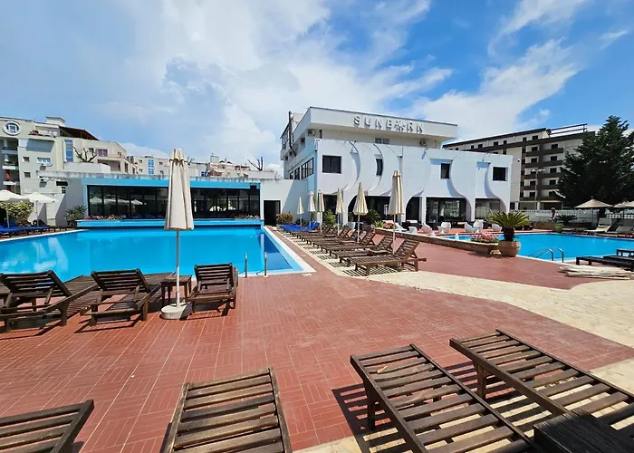 Sunborn Hotel