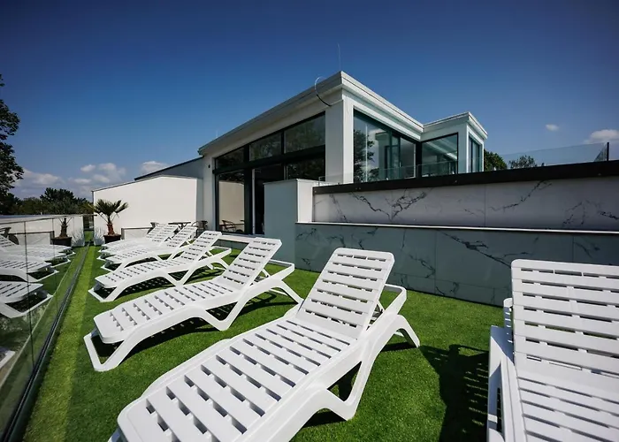 Villa Bauhaus Wellness Apartments 207 - Petiteplage