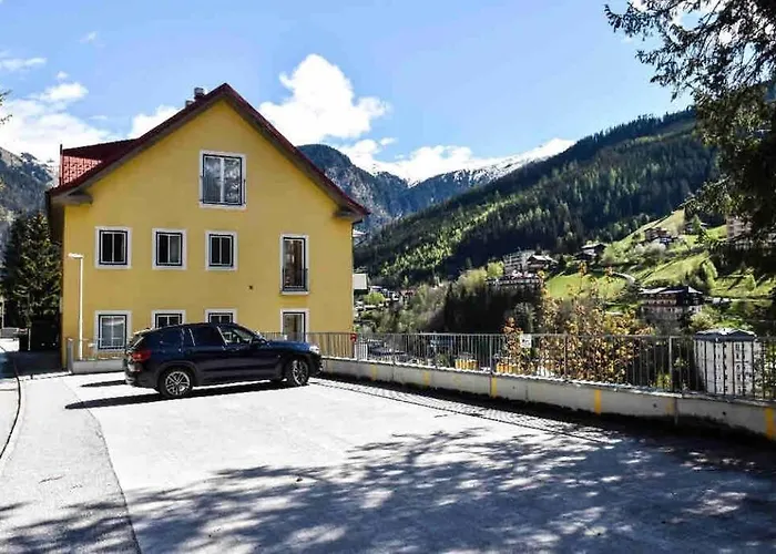 Brand-New, Central Apartment W/ Views