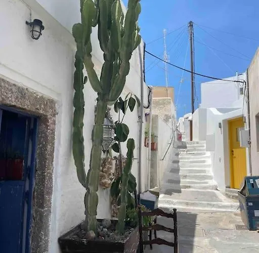 Villa Patitiri Cave House With Private Pool In Megalochori Santorini