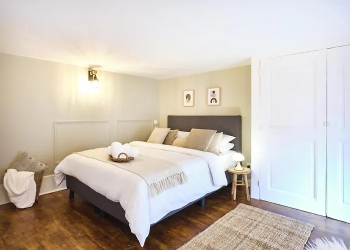 Tres Elegant Duplex, Proche Gare